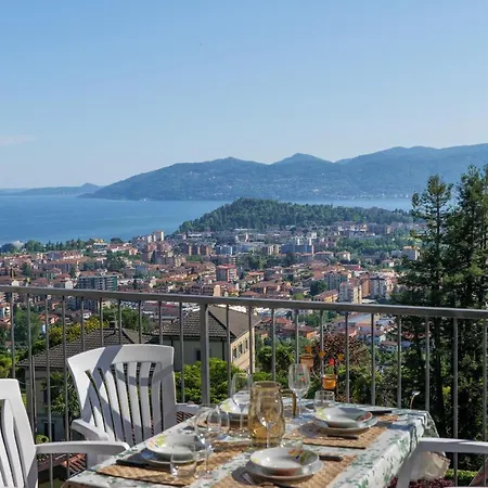 Panoramic's Loft Tramonto Apartament Verbania
